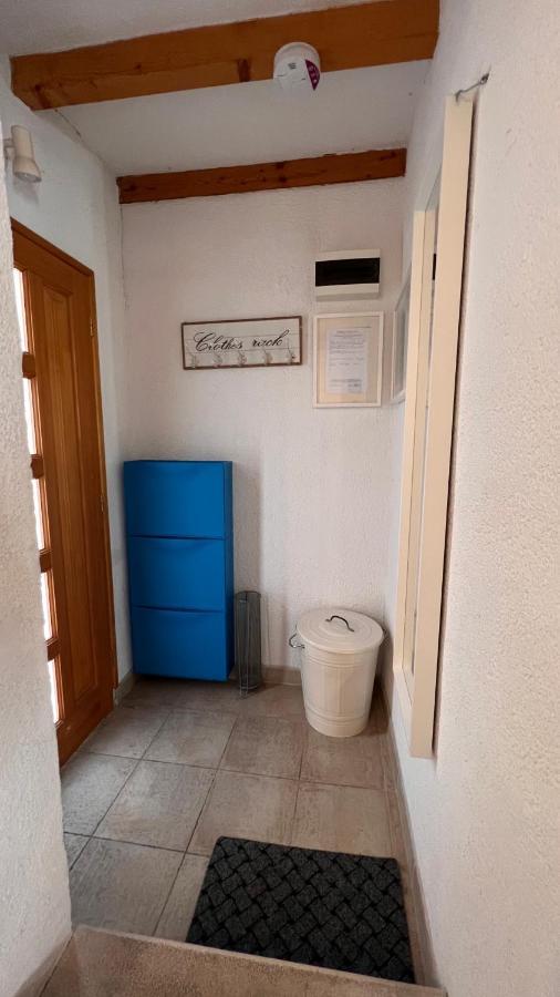 Studio Apartment Karlo Split Exteriör bild